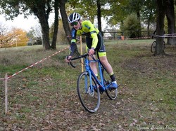 mini_championnat-departemental-cyclo-cross-juniors-et-dames-st-hilaire-st-florent-6196cca859179.jpg