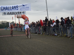 mini_championnat-regional-de-cyclo-cross-cadets-et-dames-a-challans-7-decembre-2014-548613fe9c948.jpg