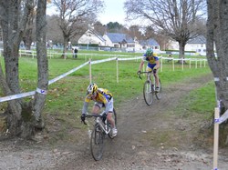 mini_championnat-regional-seniors-de-cyclo-cross-a-chateaubriant-le-2-decembre-2012-50bd2da235b71.jpg