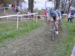 mini_championnat-regional-seniors-de-cyclo-cross-a-chateaubriant-le-2-decembre-2012-50bd2eb659342.jpg
