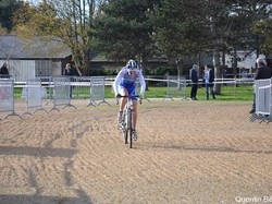 mini_cyclo-cross-cadets-juniors-d-angers-le-22-novembre-2015-5658c84e4e112.jpg