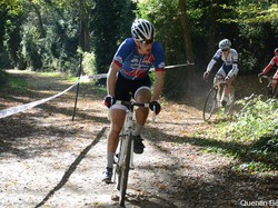 mini_cyclo-cross-cadets-juniors-le-lion-d-angers-1-novembre-2015-56438ba98237b.jpg