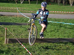 mini_cyclo-cross-d-angers-cadets-juniors-28-decembre-2014-54a43effefd3f.jpg