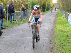 mini_cyclo-cross-de-vihiers-cadets-juniors-le-15-novembre-2014-546d000c86bf6.jpg