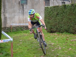 mini_cyclo-cross-de-vihiers-le-17-novembre-2012-50a8cc6bab295.jpg