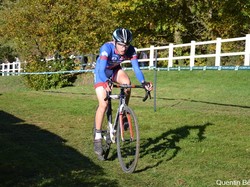 mini_cyclo-cross-du-lion-d-angers-championnat-departemenal-juniors-espoirs-seniors-le-5-novembre-2016-5825e555f133b.jpg