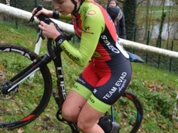 mini_cyclo-cross-juniors-espoirs-seniors-le-lion-d-angers-5c139575975e9.jpg