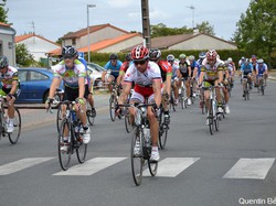 mini_la-renaudiere-epreuve-pass-cyclisme-12-juillet-2015-55aba937e4354.jpg