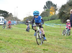 mini_mini-cyclo-cross-de-chalonnes-sur-loire-67a23441b4274.jpg