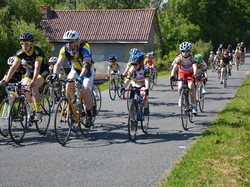 mini_trophee-departemental-des-ecoles-de-velo-a-cholet-le-17-mai-2014-537bce0adbc8d.jpg